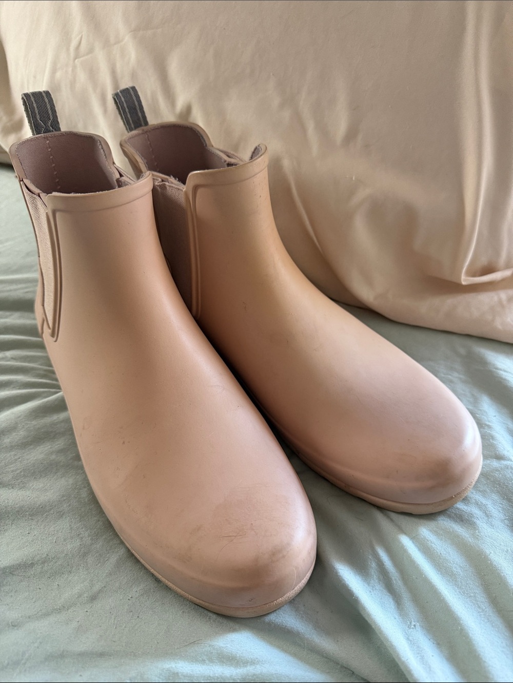 Hunter Blush Chelsea Rain Ankle Boots
